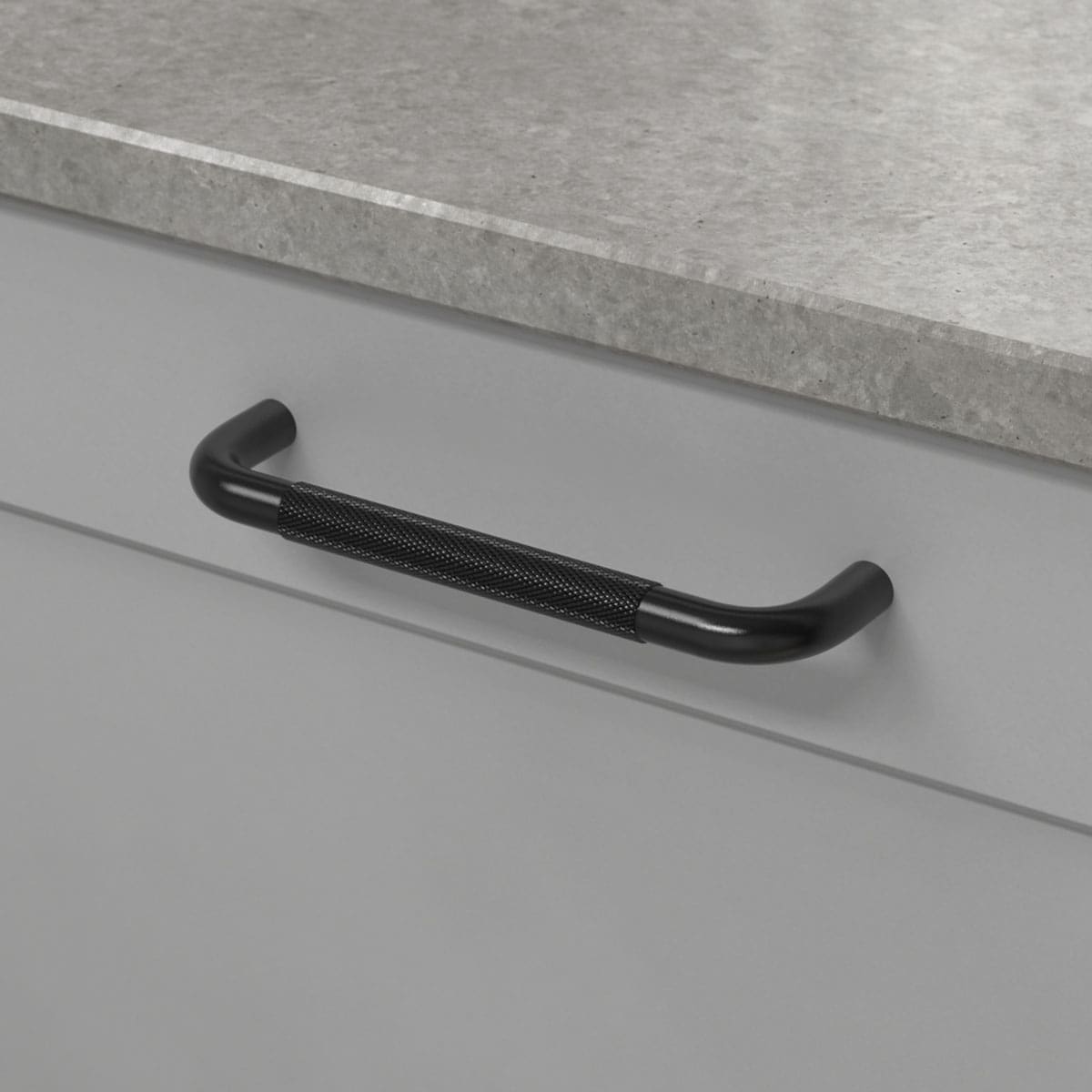 Beslag Design Handtag Helix svart cc 128 kökshandtag