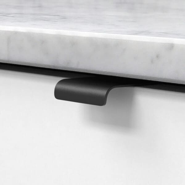 Profilhandtag lip svart 343454 11 40 mm ncs s 0300 n marmor carrara
