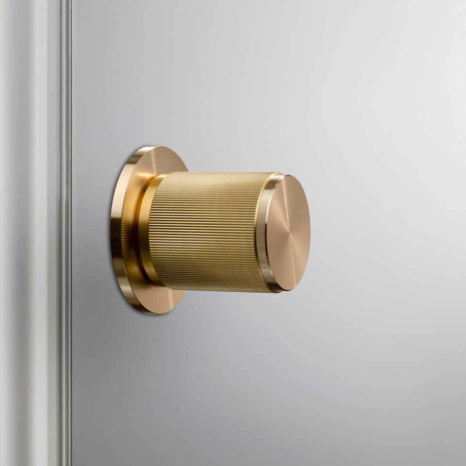 ROWFixed Door Knob Linear Brass A3 Web Square