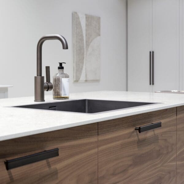 Tapwell Diskho 5040 Blandare ARM878 Handtag BEAN 168 Bronze 1